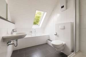 *SPEZIELLER CHARME IN NIEDERKASSEL* - MAISONETTE – Niederkasseler Kirchweg 58, 40547 Niederkassel, Düsseldorf – Vorschaubild 6