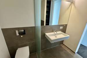 Exklusive 3-Zi-Wohnung mit einzigartigem Parkblick – Die vollständige Adresse der Immobilie erhältst du vom Anbieter., 10435 Mitte (Ortsteil), Berlin – Vorschaubild 8