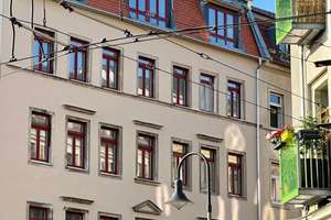 Bezaubernd- 3-Zimmer-Altbauwohnung mit Balkon- ideal für Paare oder Familie