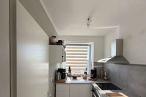 Über den Wolken! Modernisierte 2-Raum Wohnung – Die vollständige Adresse der Immobilie erhältst du vom Anbieter., 47259 Mündelheim, Duisburg – Vorschaubild 2