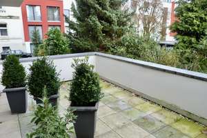 Individuelle Altbauwohnung mit großer Terrasse vis-à-vis  des Stadtgartens – Ungarnstr. 12, 52070 Jülicher Straße, Aachen – Vorschaubild 3