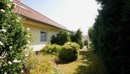 Bild von Generationenwohnen auf zwei Ebenen in zwei Wohneinheiten oder Platz für eine große Familie