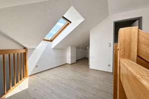 ca. 84 m² - Großzügige 2,5 Zimmer-Maisonette-Wohnung mit Aufzug, Balkon und TG-Stellplatz – Albert-Schweitzer-Straße 24, 18147 Toitenwinkel, Rostock – Vorschaubild 12