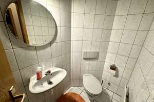 Großes Einfamilienhaus mit Einliegerwohnung und Nebenhaus in Quettingen – Die vollständige Adresse der Immobilie erhältst du vom Anbieter., 51381 Quettingen, Leverkusen – Vorschaubild 10