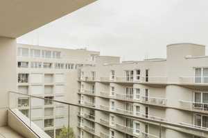 Neubau-Ikone von Grüntuch Ernst Architekten im Stadtquartier AM TACHELES – Johannisstraße 13, 10117 Berlin – Vorschaubild 3