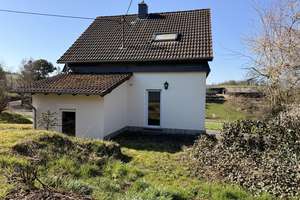 Gemütliches Einfamilienhaus zum Wohlfühlen in Mittelhof! – Die vollständige Adresse der Immobilie erhältst du vom Anbieter., 57537 Mittelhof – Vorschaubild 4