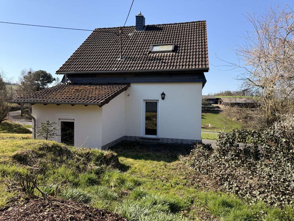 Immobilie in Mittelhof - Gemütliches Einfamilienhaus zum Wohlfühlen in Mittelhof! - Bild 3