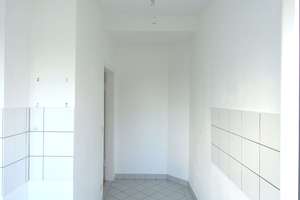 Bonn-Beuel / Rheinnähe, helles 1,5 Zimmer-Dachstudio – Die vollständige Adresse der Immobilie erhältst du vom Anbieter., 53225 Beuel-Mitte, Bonn – Vorschaubild 9