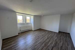 frisch für Sie saniert! Wohnung mit viel Charme!