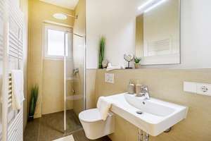 Modern sanierte 4‑Zimmer‑Wohnung mit Einbauküche und Gartenbalkon – 2 Min. zum Hbf – Poststrasse 2, 76137 Südweststadt, Karlsruhe – Vorschaubild 14