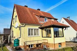 Charmantes Einfam.-Wohnhaus mit zwei Garagen, Pergola und Garten in beliebter Lage, Wohnfl. 135m²,  – Die vollständige Adresse der Immobilie erhältst du vom Anbieter., 97486 Königsberg in Bayern – Vorschaubild 7
