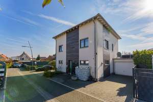 Moderne Stadtvilla mit Erdwärme, Südgarten & Pool in ruhiger Wohnlage – Die vollständige Adresse der Immobilie erhältst du vom Anbieter., 44625 Holsterhausen, Herne – Vorschaubild 10