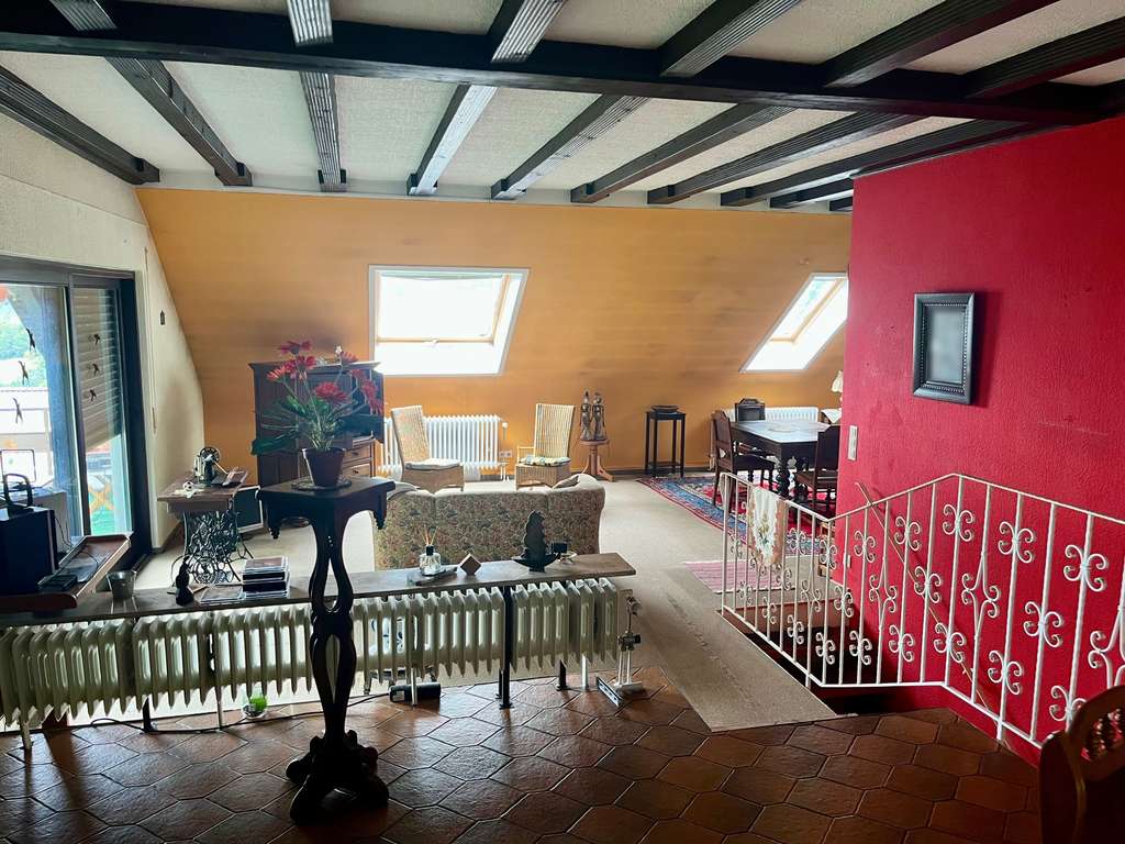 Immobilie in Loffenau - Einfamilienhaus mit Einliegerwohnung und toller Aussicht in Loffenau - Bild 4