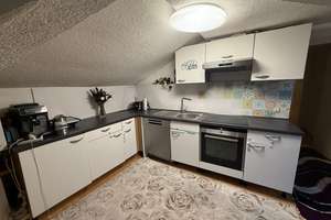 4-Zimmer-Wohnung mit EBK in Friedrichsfeld! WG geeeigent!Ab sofort frei!