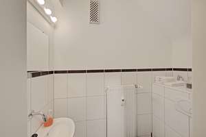 Exklusive Maisonette-Wohnung mit zwei Balkonen – eine wertstabile Kapitalanlage in Krefeld – Die vollständige Adresse der Immobilie erhältst du vom Anbieter., 47799 Bockum, Krefeld – Vorschaubild 15