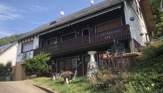 Bild von Gepflegtes Einfamilienhaus mit 6 Zimmern und Garage in Dahlheim