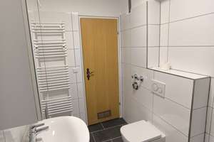 Gepflegte 2-Zimmer-Wohnung im 1. OG mit Balkon in Nürnberg-Ludwigsfeld – Die vollständige Adresse der Immobilie erhältst du vom Anbieter., 90478 Ludwigsfeld, Nürnberg – Vorschaubild 6