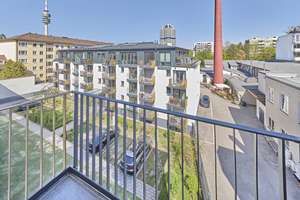 SCHWABINGER GERBERHÖFE: Großzügige 1-Zimmer-Wohnung mit Balkon und Blick auf den Olympiaturm – Sailerstr. 15, 80809 Am Luitpoldpark, München – Vorschaubild 1