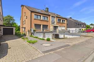 Hausgefühl – Kamin, Whirlpool, 2 Balkone, 2 Bäder & Garage in der großzügigen Maisonette in Syburg – Die vollständige Adresse der Immobilie erhältst du vom Anbieter., 44265 Syburg, Dortmund – Vorschaubild 5