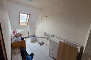 RESERVIERT! Zweifamilienhaus für Selbstnutzer und Vermieter mit Garten und einer Garage – Die vollständige Adresse der Immobilie erhältst du vom Anbieter., 66128 Gersweiler, Saarbrücken – Vorschaubild 13