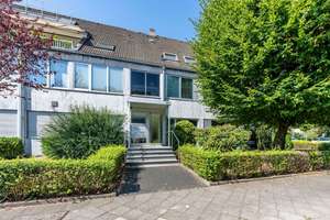 Penthouse-Flair in Düsseltal – lichtdurchflutete Dachgeschosswohnung mit Sonnenterrasse & Balkon – Die vollständige Adresse der Immobilie erhältst du vom Anbieter., 40237 Düsseltal, Düsseldorf – Vorschaubild 17