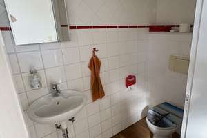 Viel Platz für Ihre Ideen: Großzügiges Haus in Köln-Rondorf – Die vollständige Adresse der Immobilie erhältst du vom Anbieter., 50997 Rondorf, Köln – Vorschaubild 2
