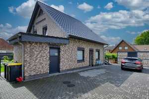 ***SUPERMODERNES 2-FAMILIENHAUS**BAUJAHR 2020*** – Oldenburg (Kreis) – Vorschaubild 1
