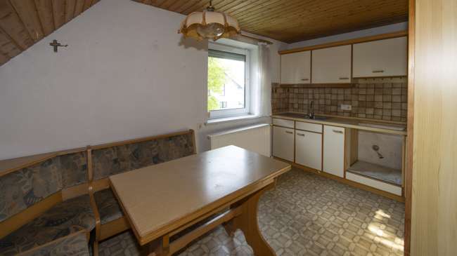 Immobilie in Klosterlechfeld - Ein- Zweifamilienhaus mit Potenzial – großzügiges Wohnen auf teilbarem Grundstück - Bild 16