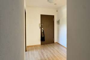 Zuhause mit 3 Zimmern in zentraler Lage von Neuhausen