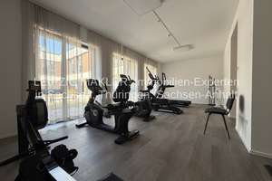 SOFORT EINZIEHEN: Premium Service-Wohnen: Fitnessstudio, Sauna, Swimmingpool, Terrassen, Gastronomie – Seepromenade 12-16, 4442 Zwenkau – Vorschaubild 2
