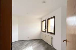 Gemütliche 2-Zimmer-Wohnung mit Balkon in Nürnberg-Rennweg – Fenitzerstraße 37, 90489 Wöhrd, Nürnberg – Vorschaubild 4