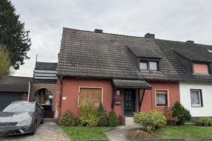 **Doppelhaushälfte mit 800 qm Grundstück**ideal für Gartenfreunde**