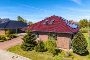 Attraktiver Bungalow in ruhiger Siedlungslage von Dornum - PV Anlage & Speicher – Die vollständige Adresse der Immobilie erhältst du vom Anbieter., 26553 Dornum – Vorschaubild 2