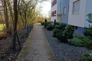  renovierte 3-Zimmer-Wohnung mit Balkon & Kanalblick + EBK + TG in Burgfarrnbach