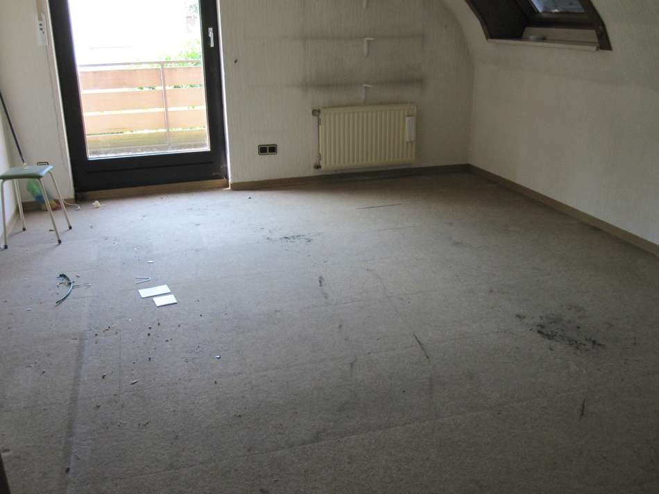 2.  Schlafzimmer mit Balkonzug