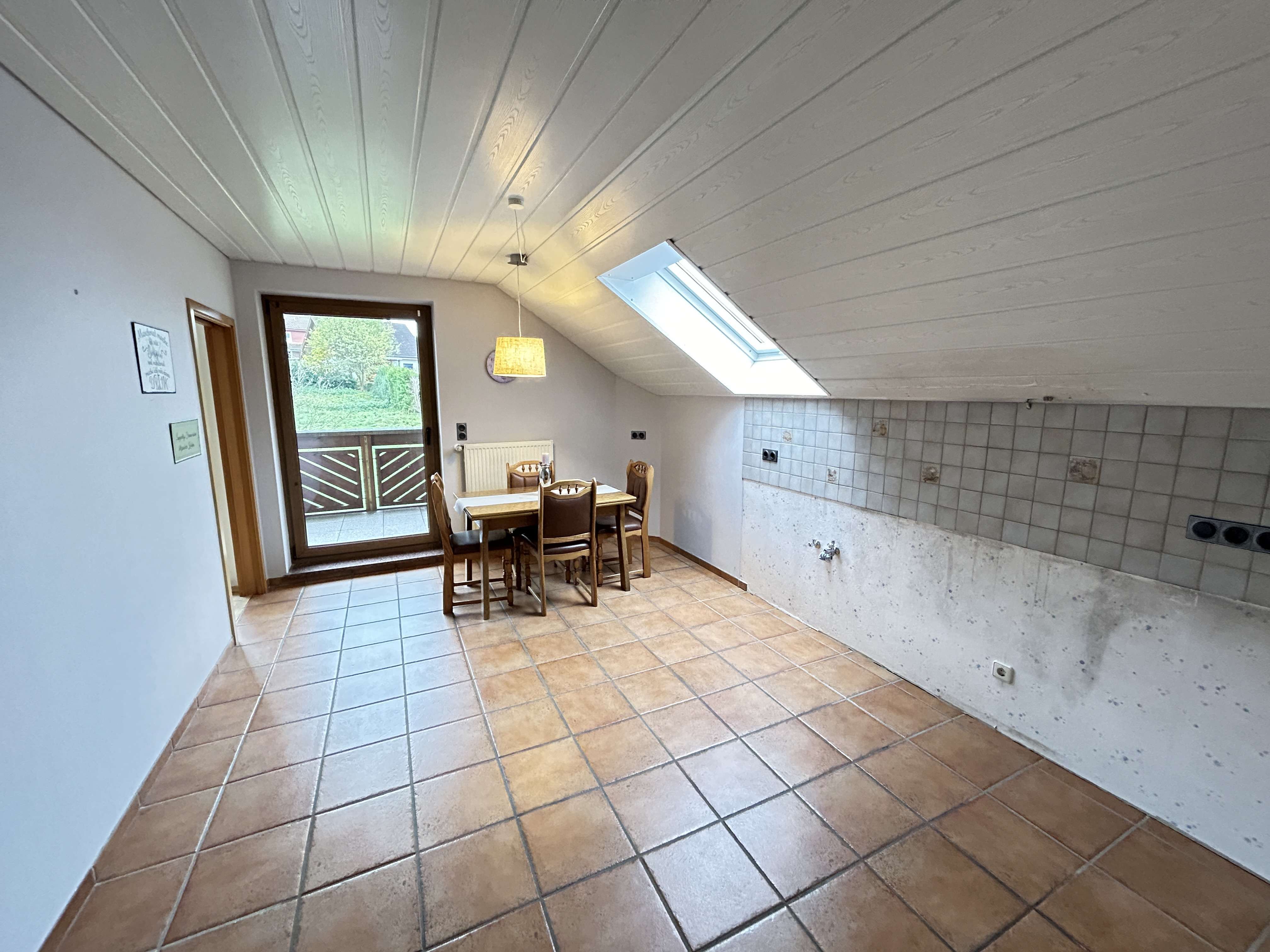 Immobilie in Diemelstadt - Zweifamilienhaus mit Doppelgarage in idyllischer Lage in Diemelstadt-Wrexen - Bild 14