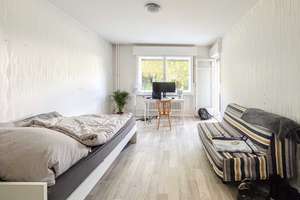 Kapitalanlage: Vermietete 3,5 -Zimmer-Wohnung im Erdgeschoss mit Balkon, JNKM: ca. 14.640 € – Die vollständige Adresse der Immobilie erhältst du vom Anbieter., 12249 Lankwitz, Berlin – Vorschaubild 3