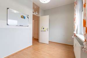 Property thumbnail 11