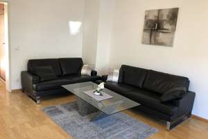 Stilvolle, modernisierte und vollmöblierte 2-Zi-Wohnung mit Balkon und Einbauküche in D – Brunnenstraße 37, 40223 Bilk, Düsseldorf – Vorschaubild 5