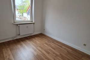 Helle 3-Zimmer-Wohnung in Göttingen Innenstadt – ideal für Paare, WG & Berufstätige – Düsterestr 30, 37073 Innenstadt, Göttingen – Vorschaubild 2