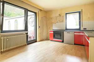 Trier-Pfalzel: Viel Platz für Wohnträume, Freistehendes Ein- Zweifamilienhaus in ruhiger Höhenlage – Die vollständige Adresse der Immobilie erhältst du vom Anbieter., 54293 Ehrang/Quint, Trier – Vorschaubild 8