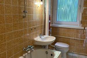 Provisionsfrei von privat: Helle 4-Zimmer-Wohnung mit Balkon im grünen Charlottenburg  – Die vollständige Adresse der Immobilie erhältst du vom Anbieter., 13627 Charlottenburg-Nord, Berlin – Vorschaubild 14