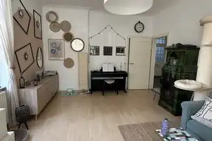 !Top Wohnung,renoviert,EBK neu (Ablöse),Wintergarten,Erker,Altbau,3-Meter-Decken,ÖPNV-Park-SWR-Nähe – Stöckachstraße 2, 70190 Stuttgart – Vorschaubild 2