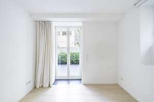 NEU *Paul & Partner* EXKLUSIVES WOHNEN IN BESTER LAGE MIT DESIGNKÜCHE, 3 STELLPLÄTZEN & TERRASSE ! ! – Die vollständige Adresse der Immobilie erhältst du vom Anbieter., 65189 Südost, Wiesbaden – Vorschaubild 25