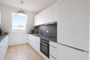 Walking on Sunshine! 4-Zimmer-Neubauwohnung mit 2 Balkonen, Einbauküche, TG-Stellplatz – Hördtstraße 8, 70435 Zuffenhausen-Mitte, Stuttgart – Vorschaubild 9