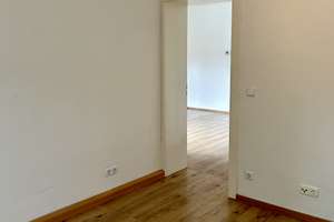 renovierte 3-Zimmer-Wohnung in Duisburg-Meiderich – Die vollständige Adresse der Immobilie erhältst du vom Anbieter., 47137 Mittelmeiderich, Duisburg – Vorschaubild 6