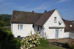 / Solides Haus, solider Preis!  – Olpe (Kreis) – Vorschaubild 1