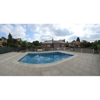 HERRLICHES FREISTEHENDES CHALET MIT 1.200 m² GRUNDSTÜCK UND PRIVATEM POOL IN BRUNETE!!