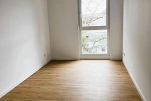 Alles NEU!  3-Zimmer EOF-Wohnung mit WBS und Einkommensstufe 2 – Paul-Gossen-Straße 91, 91052 Rathenau, Erlangen – Vorschaubild 4