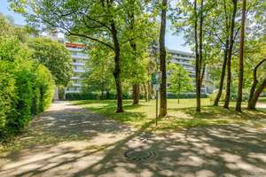 Sanierte 4-Zimmer-Wohnung mit großem Ostbalkon in München-Bogenhausen – ca. 3,79 % Rendite – Die vollständige Adresse der Immobilie erhältst du vom Anbieter., 81927 Johanneskirchen, München – Vorschaubild 8